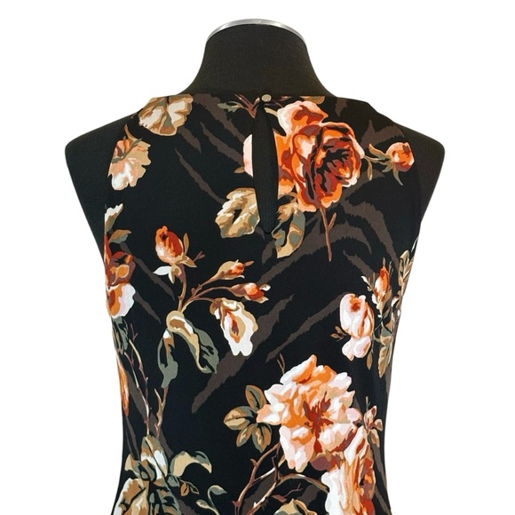 SOLD - White House Black Market - Sleeveless Floral Stretch Halter Shell Top - Picture 7 of 10